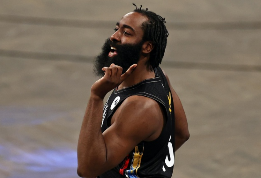 波尔图训练开放日，今晚防线松动引欢呼，德甲在即，球探报告显示潜力的简单介绍开云体育优惠